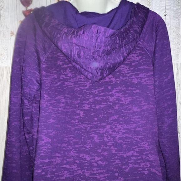 WASHINGTON HUSKIES BLUE 84 BRAND PURPLE LIGHTWEIGHT HOODIE SIZE LARGE - Picture 6 of 8